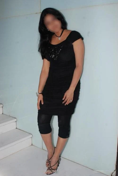 Call Girls Sikandra Rao